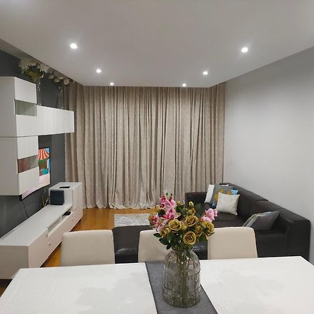 Adalberto Nascimento Luxury Aparta-Hostel At Colinas Do Cruzeiro Odivelas  Eksteriør billede