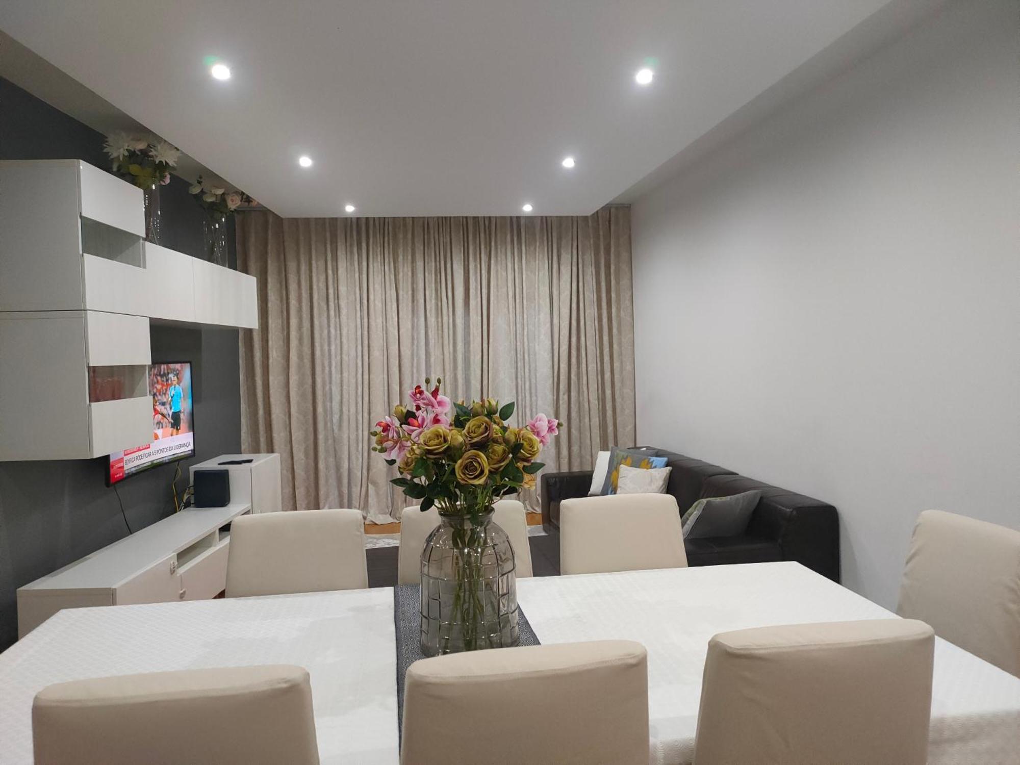 Adalberto Nascimento Luxury Aparta-Hostel At Colinas Do Cruzeiro Odivelas  Eksteriør billede