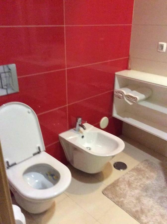 Adalberto Nascimento Luxury Aparta-Hostel At Colinas Do Cruzeiro Odivelas  Eksteriør billede